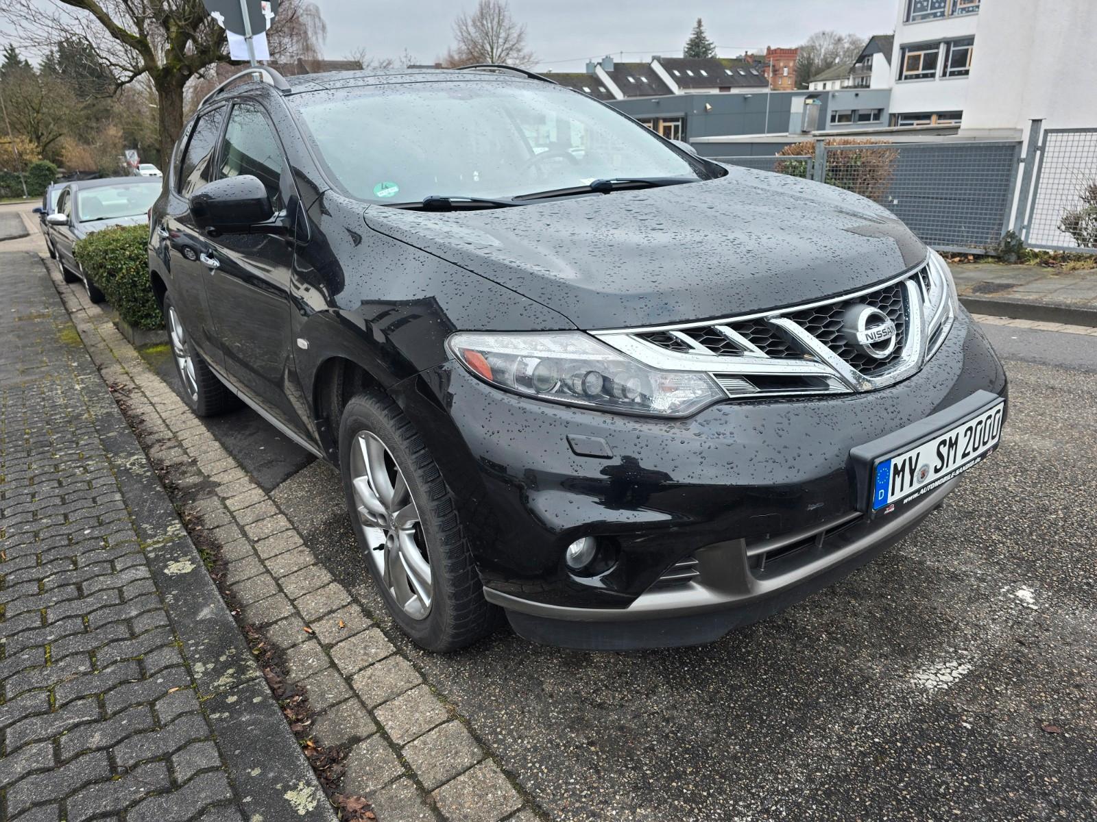 Nissan Murano 2010 — салон