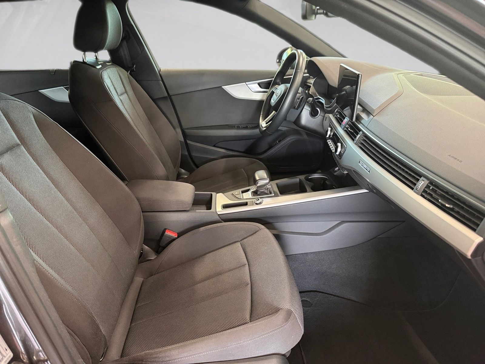 Audi A4 - Bild 10