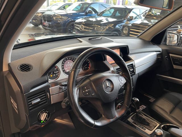 MYAUTOCENTER – Gebraucht- und Jahreswagen mit Werkstattservice in Pfaffenhofen Mercedes-Benz GLK 350 4Matic *Sport-Paket*Xenon*Navi*Klima*