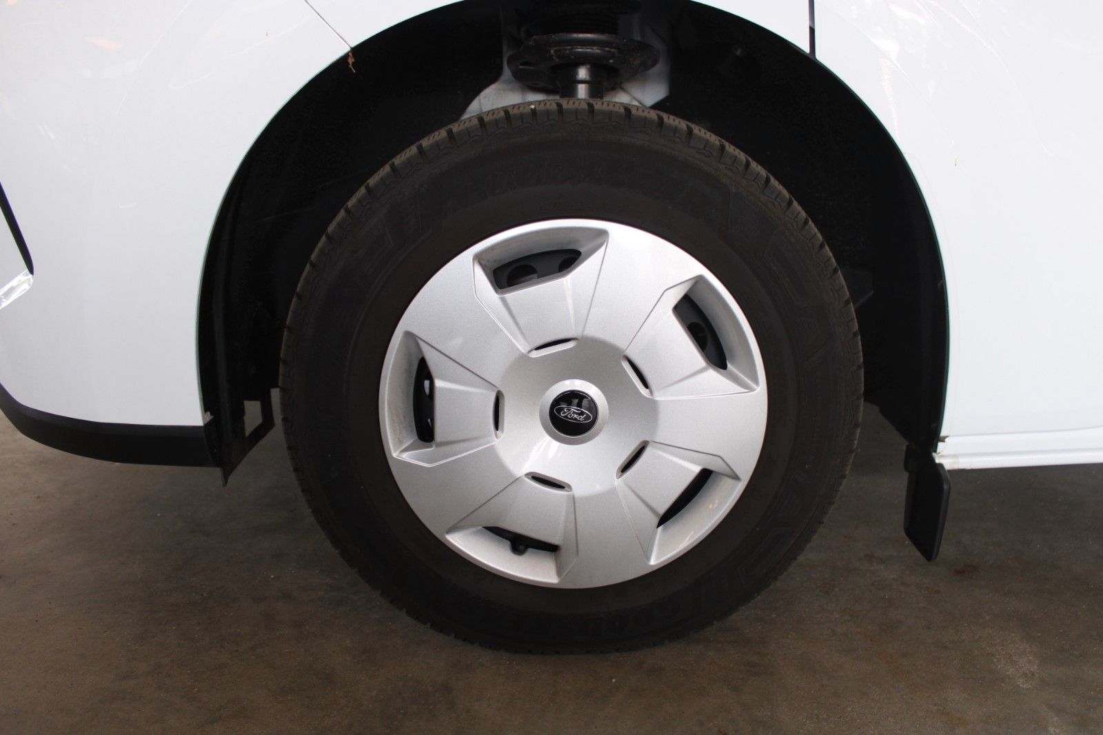 Fahrzeugabbildung Ford Transit Custom L1 TREND LED TechnologiePak2