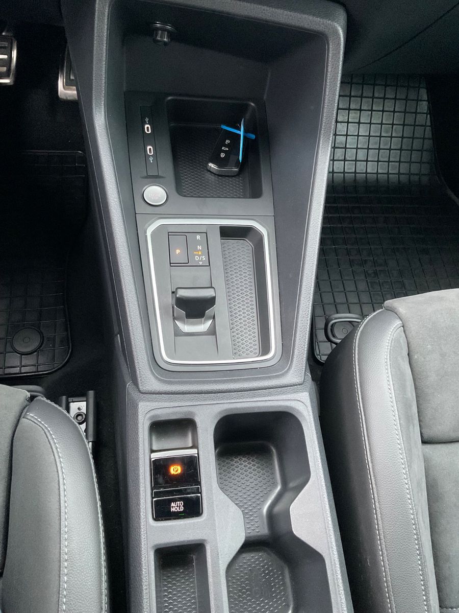 Fahrzeugabbildung Volkswagen Caddy 2.0 TDI DSG,Auto,Style,Navi,ACC,LED