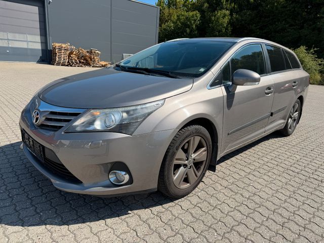 Toyota Avensis Combi 2,0-l-D-4D 2,0D 124 HP NR 27423