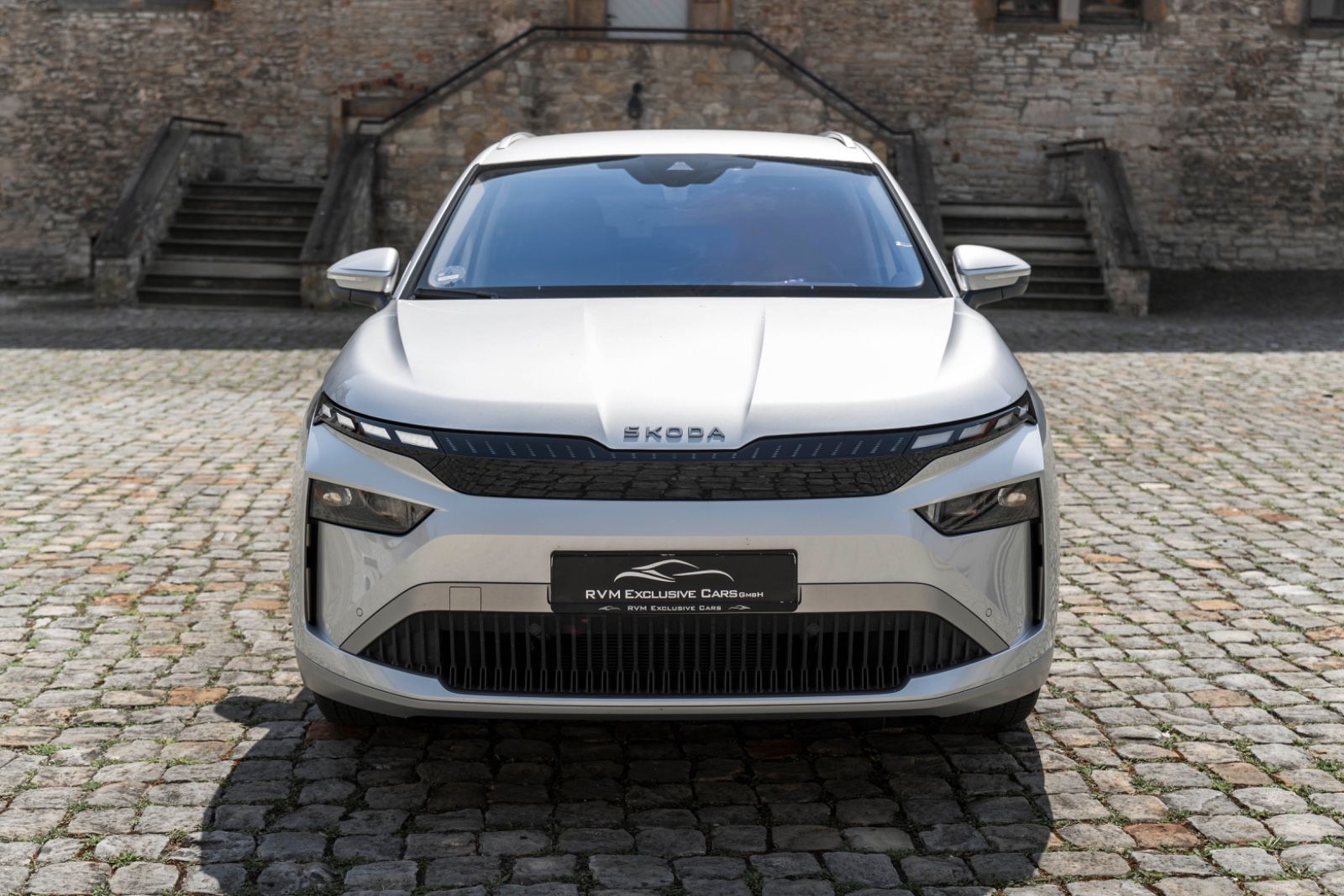 Fahrzeugabbildung SKODA Enyaq 85 LOFT CANTON HUD LED 360° AHK ACC