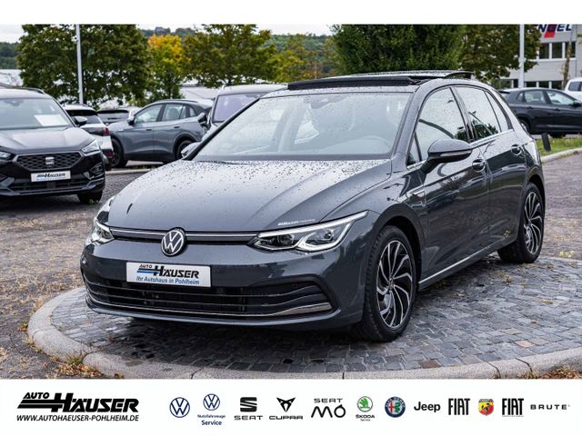 Volkswagen Golf VIII Style 1.5 TSI PANO AHK VIRTUAL NAV LED