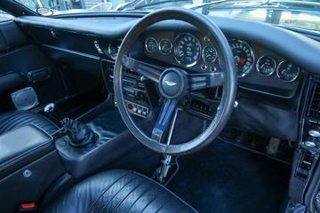 صورة مصغرة 44 لـ 1972 Aston Martin DBS