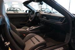 PORSCHE 992.2 Carrera 4S Cabrio | SportDesign | 18-Wege PORSCHE 992.2 Carrera 4S Cabrio | SportDesign | 18-Wege