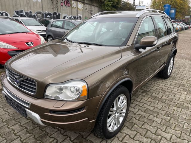 Volvo XC90 D5 Momentum Geartronic 7 Sitzer