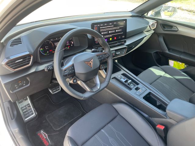 Leon Sportstourer VZ e-Hybrid *Navi/AHK/SHZ*