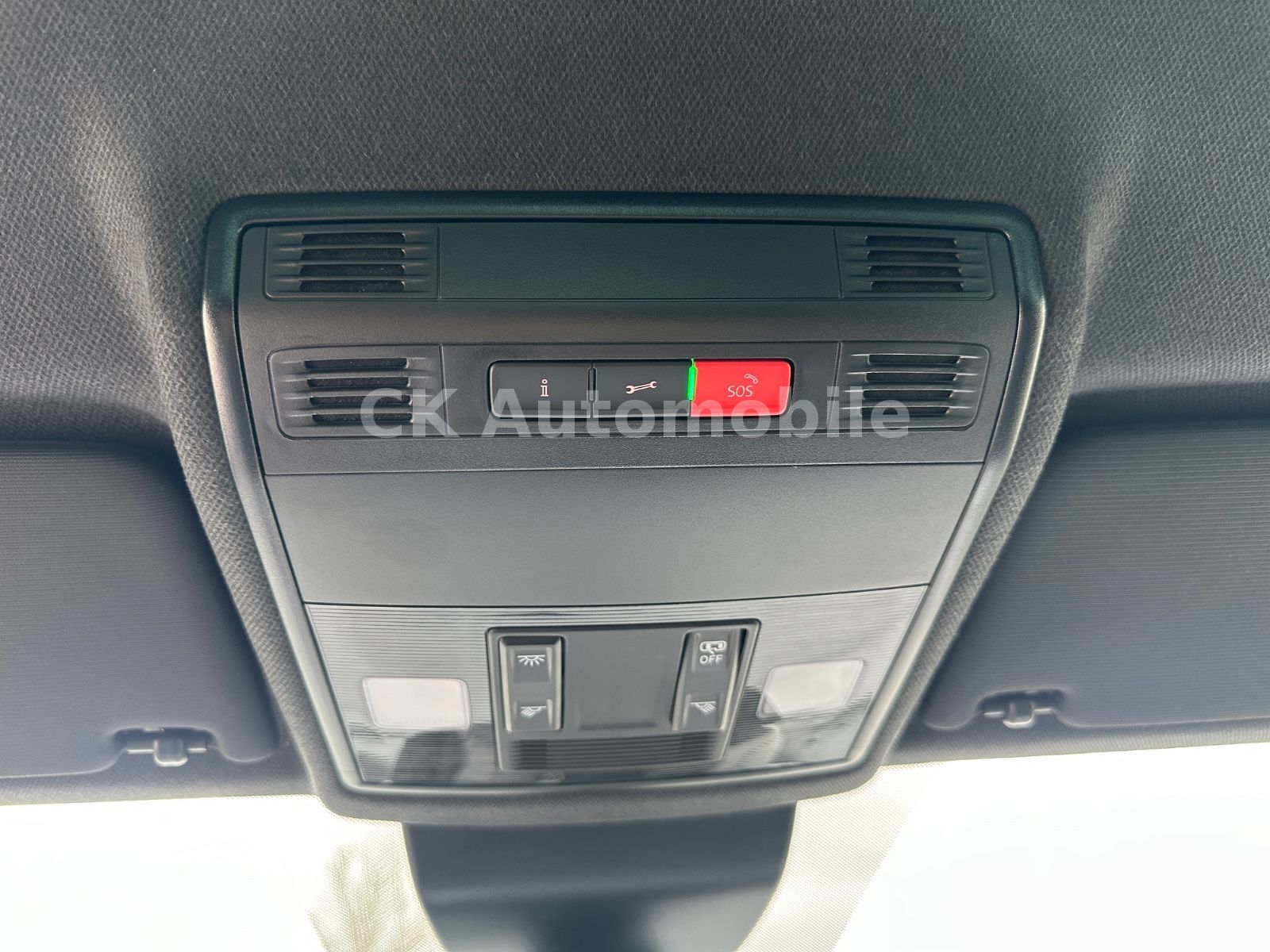 Fahrzeugabbildung SEAT Arona 1.5 TSI 110kW FR DSG/Navi/LED/Kam/AHK