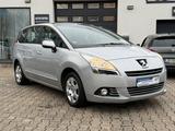 Peugeot 5008 Premium - gebrauchte Peugeot 5008 aus dem Jahr 2011