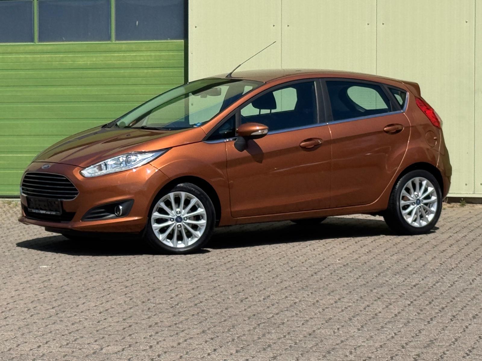 Ford Fiesta 1.5 TDCI Titanium/5.türig/SHZG/Alu/Klima