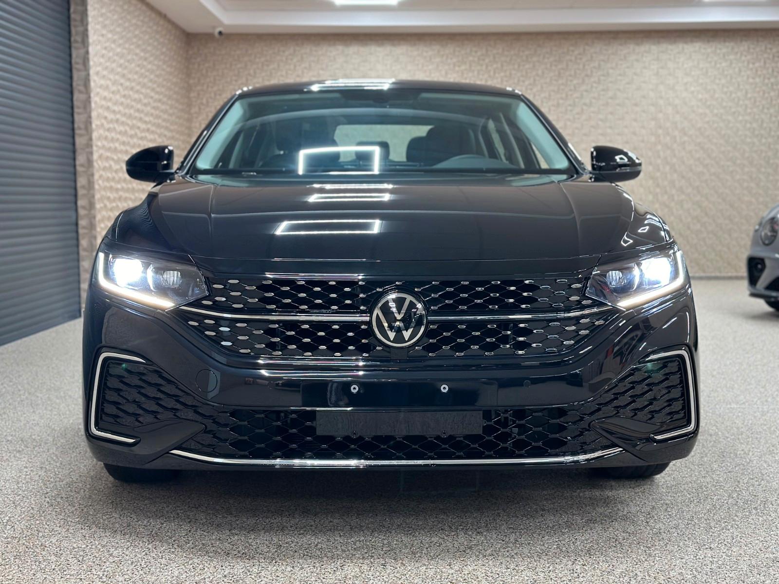 Volkswagen PASSAT (EXPORT OUT EU ONLY, NO COC)