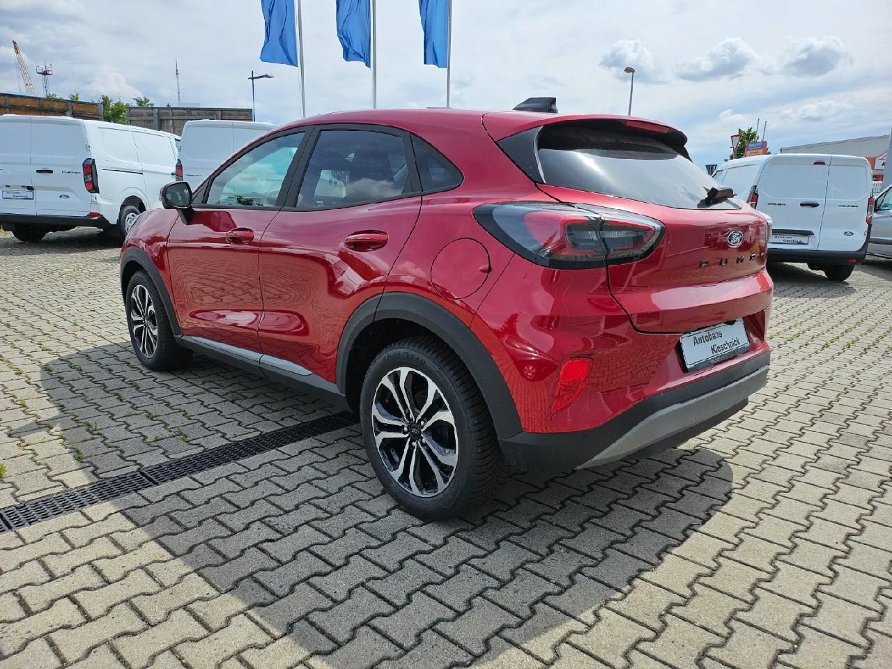 Fahrzeugabbildung Ford Puma Titanium