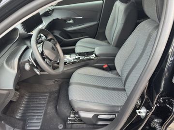 Peugeot 208 Allure HYBRID 110 e-DSC6 +KAM+SHZ+PDC+LED