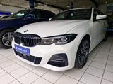 BMW 320d  Touring M Sport/PANO/GARANTIE/VIRTUAL/KAMA - BMW 320 in Leverkusen