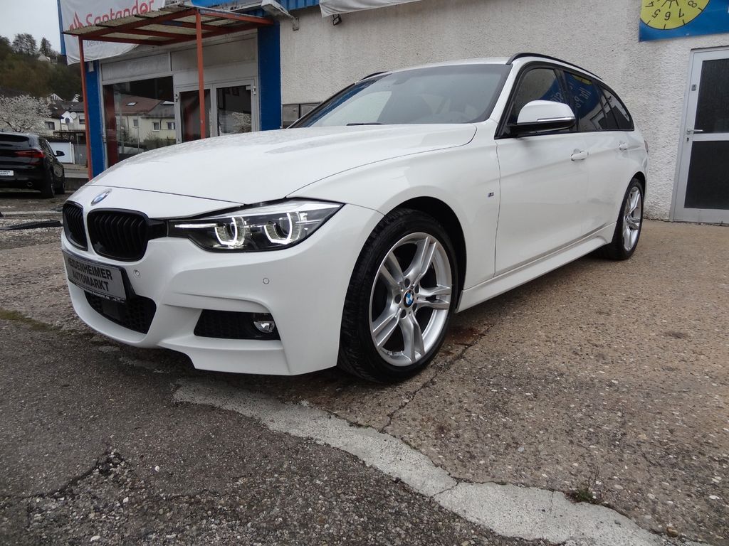 Image of BMW 320