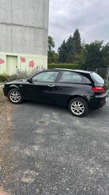 Alfa Romeo 147 1.6 16V TS ECO Distinctive Distinctive - Alfa Romeo 147: Distinctive