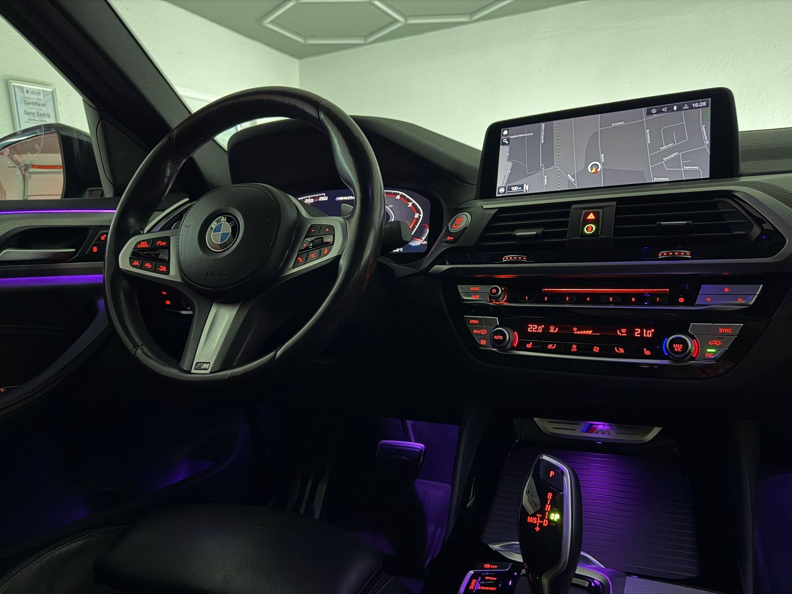 Fahrzeugabbildung BMW X4 M40 d/LED/ACC/HuD/H&K/AHK/PANO/VRTL/19% MwSt
