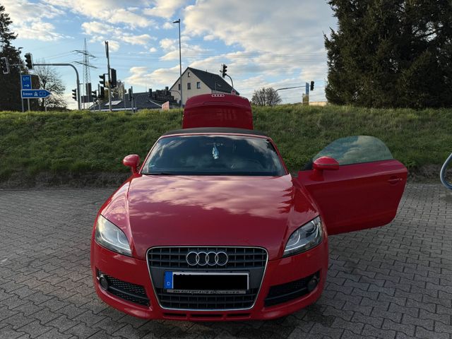 Audi TT Roadster 2.0 TFSI -TÜV 12/25-VK zum 12.12.24