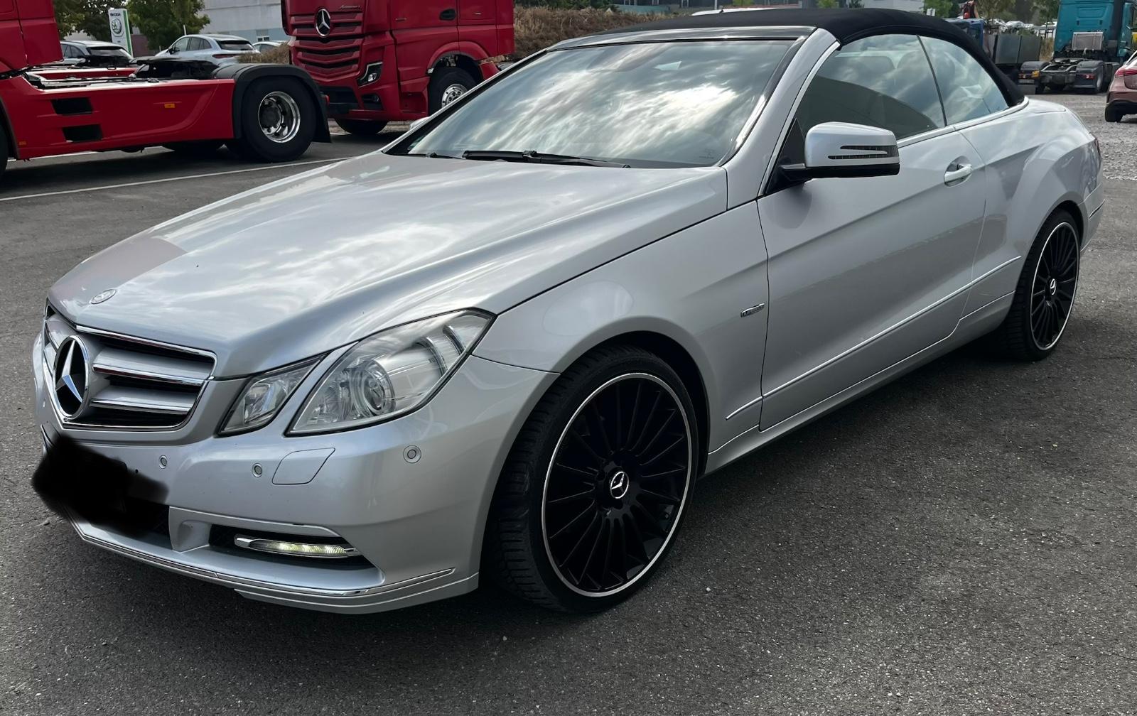 Mercedes-Benz E 220 Cabriolet E 220 CDI BlueEFF. AVANTGARD...