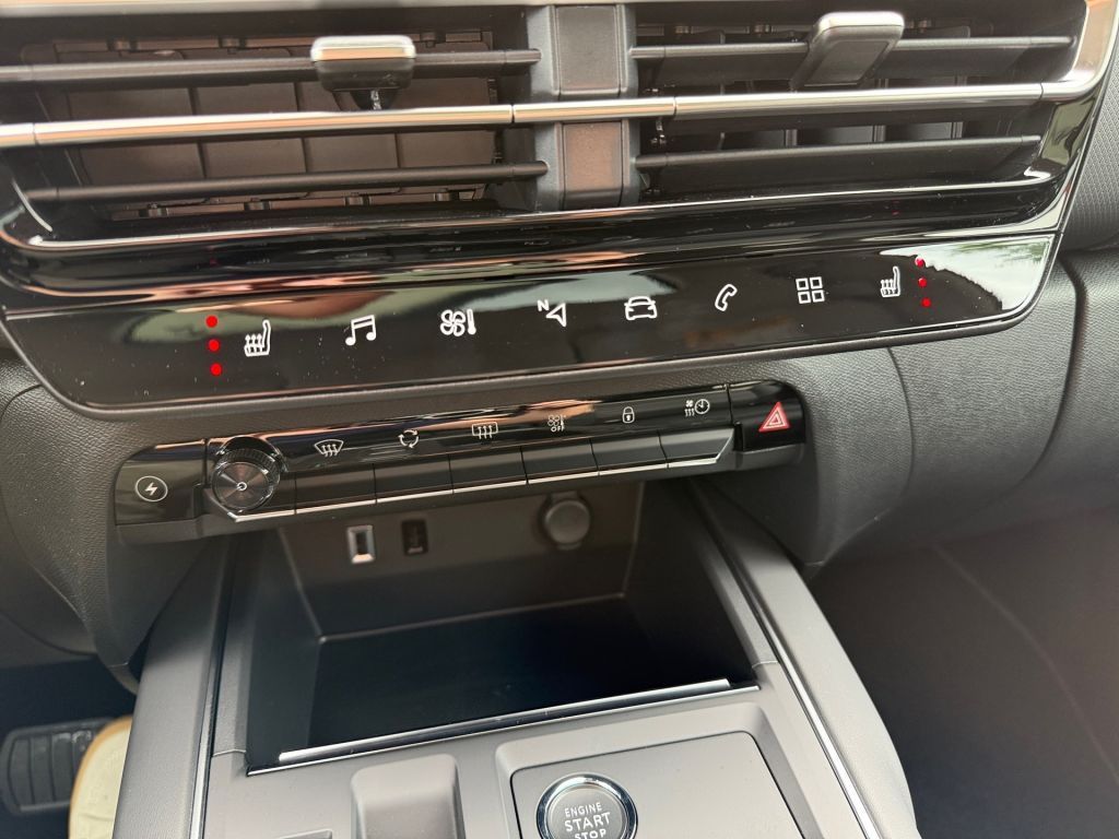 Fahrzeugabbildung Citroën C5 Aircross Hybrid 225 e-EAT8 MAX