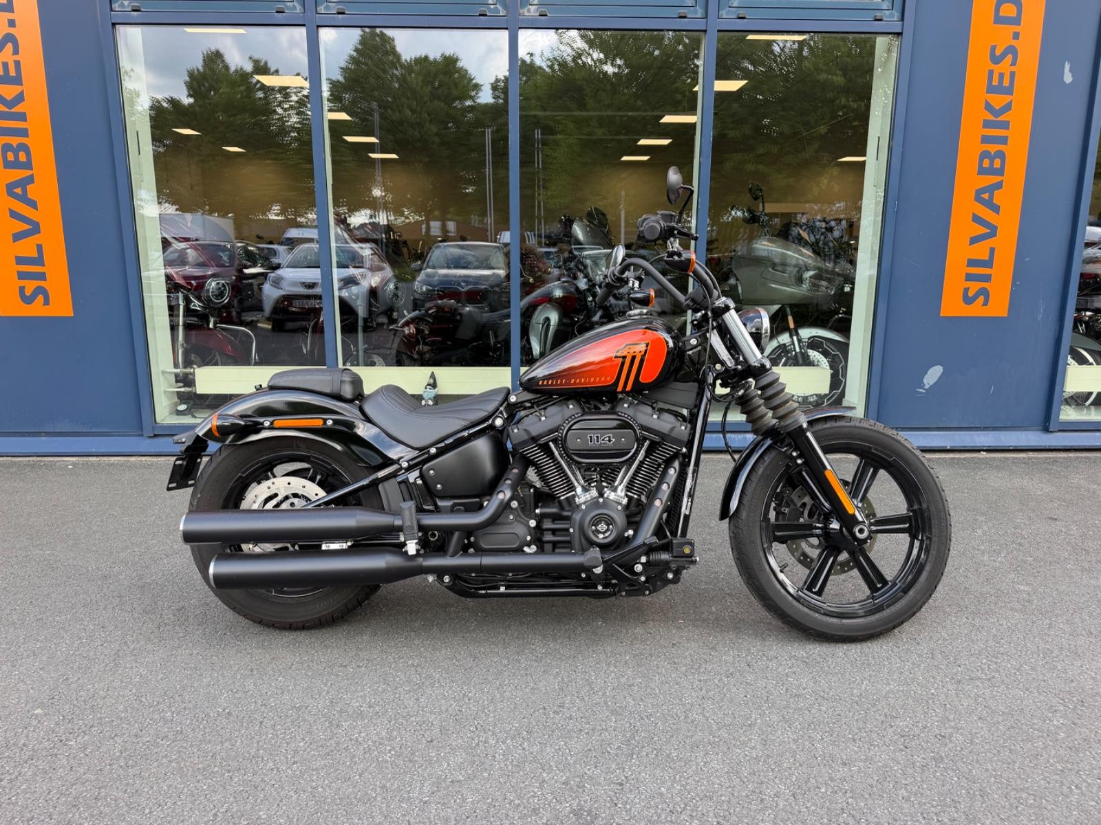 Harley-Davidson STREET BOB*FXBBS*5HD*DT*MODELL*TIEFER*WENIG KM