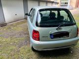 Nissan Automatik mit Klimaanlage - gebrauchte Nissan Micra aus dem Jahr 2001