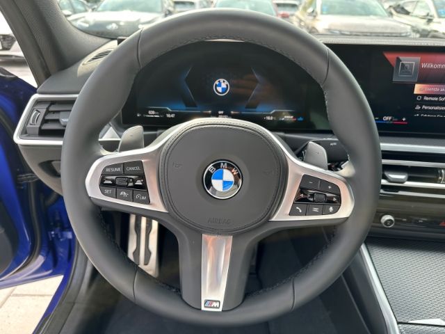 Fahrzeugabbildung BMW 330 i M Sport +NAVI+M-PAKET+RFK+SHZ+KLIMA+BT+HUD