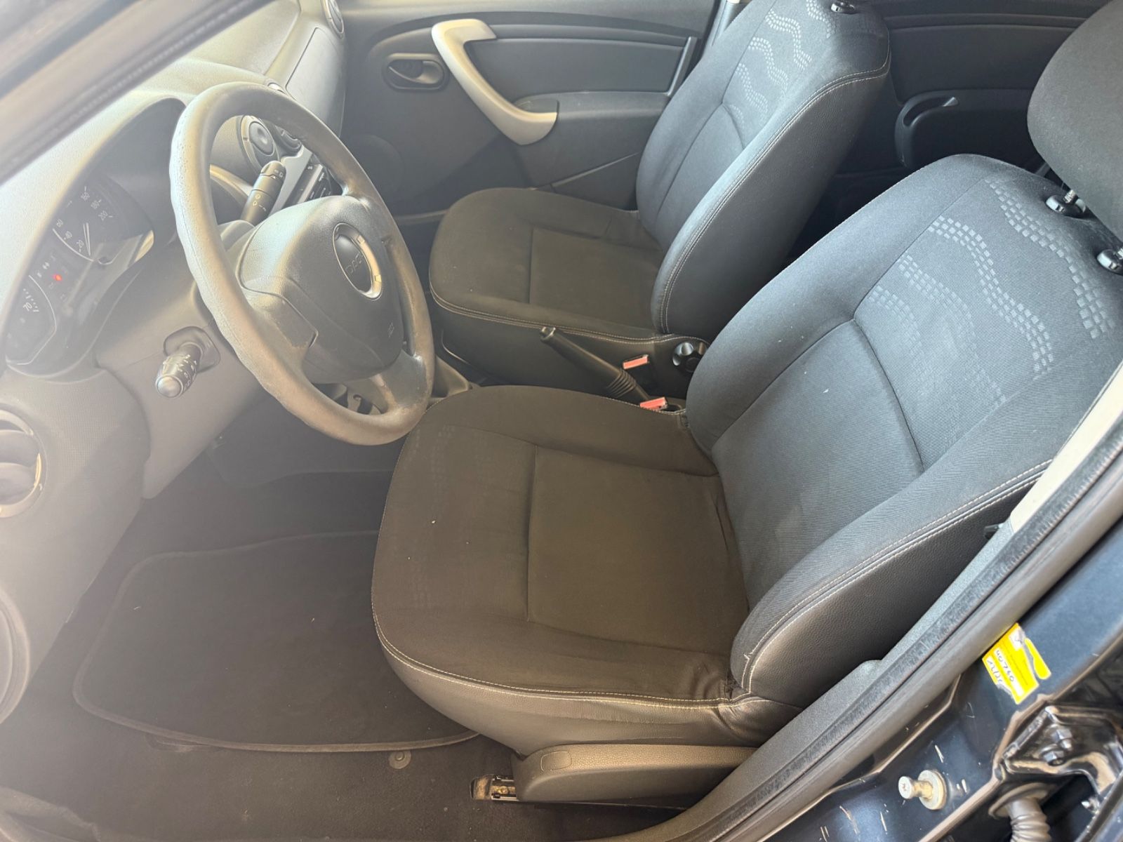 Fahrzeugabbildung Dacia Sandero Stepway