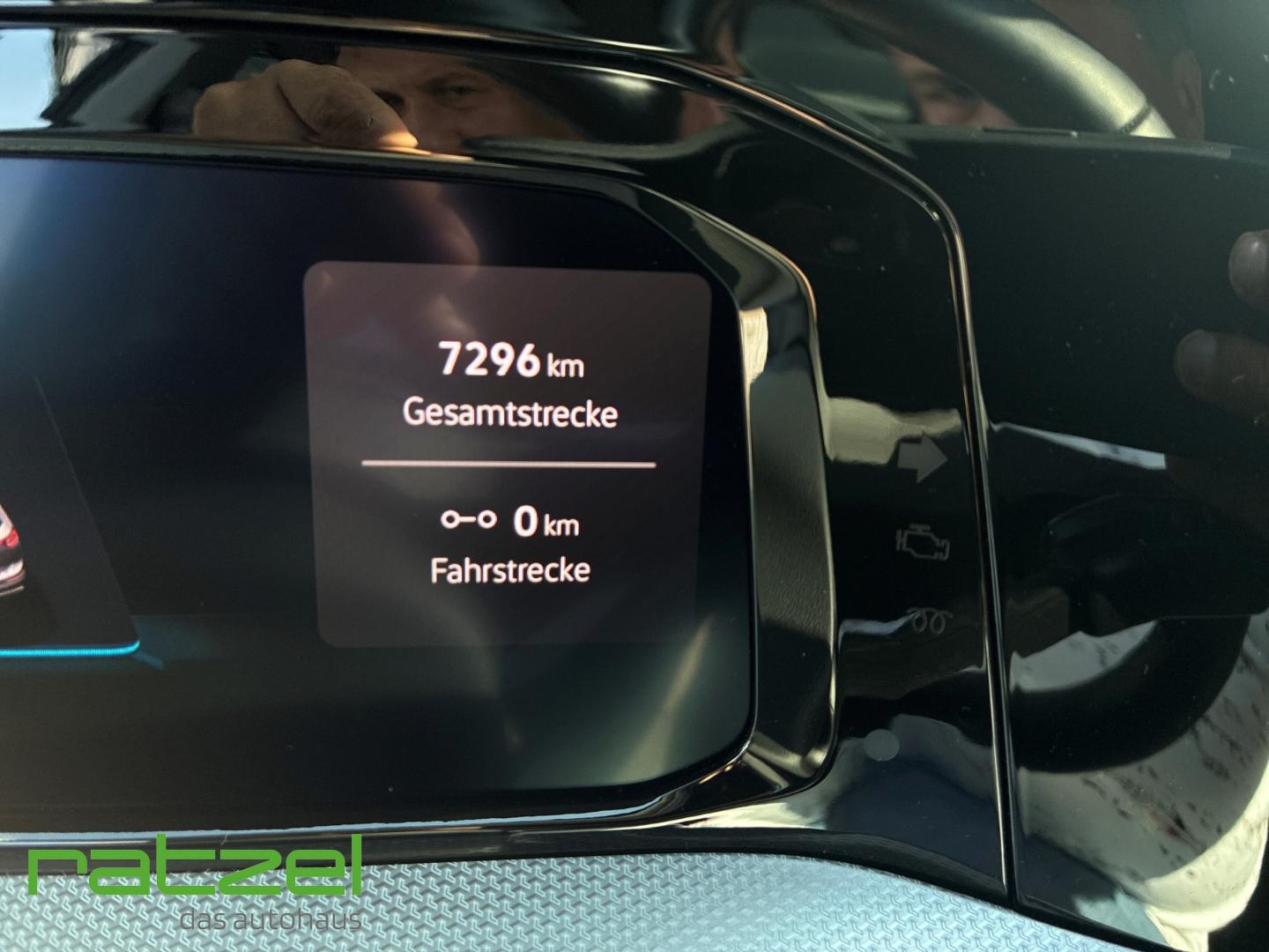 Volkswagen Golf Variant VIII 1.5 eTSI DSG Energy Life +AHK+, миниатюра 8