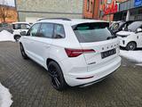 Skoda Karoq 2.0 TDI DSG 4x4 Sportline+PANO+COLUMBUS+WR - Skoda Karoq