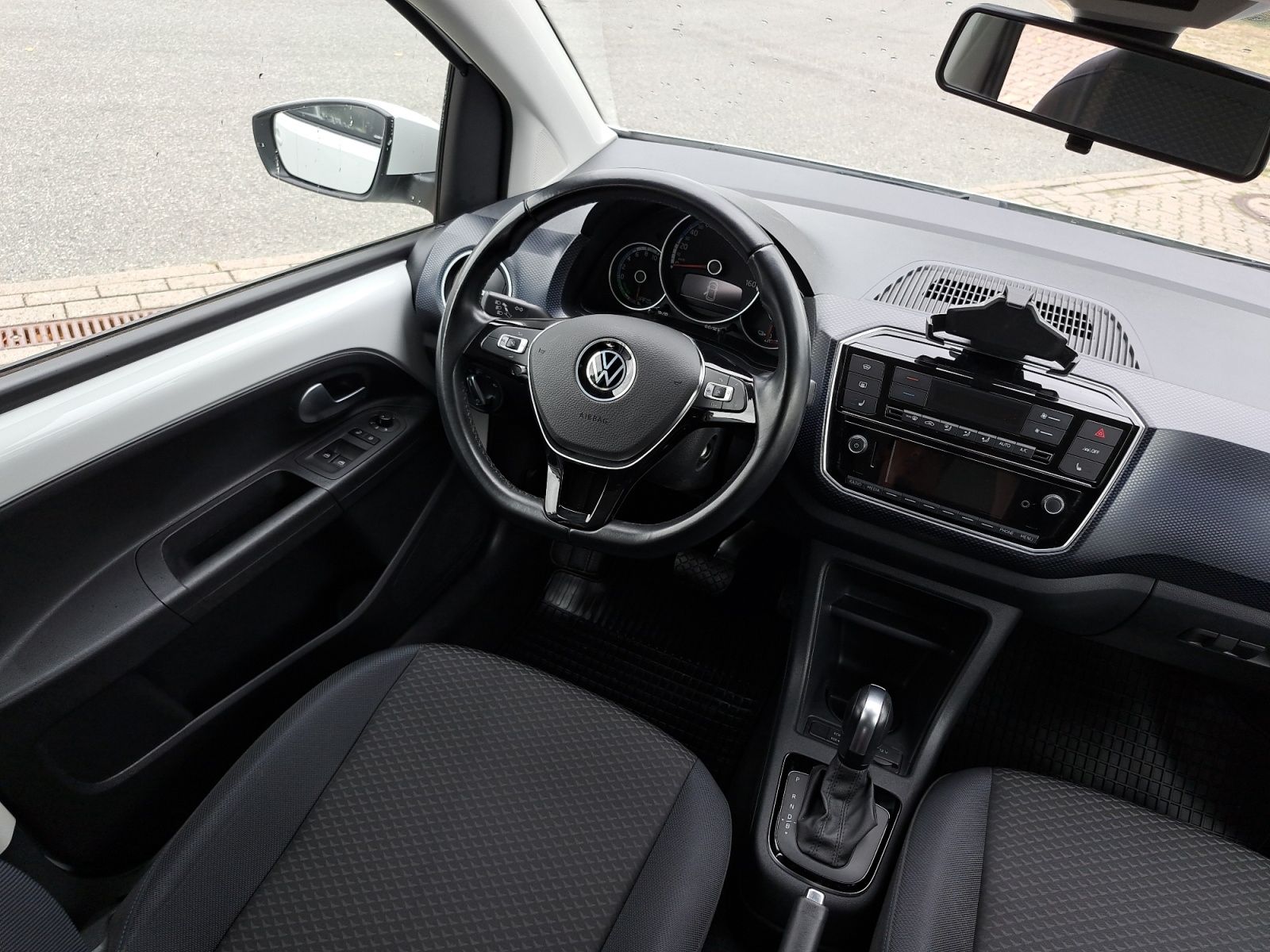 Volkswagen e-up! - Bild 14