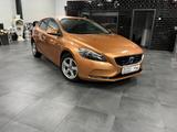 Volvo V40 Kinetic - gebrauchte Volvo V40 aus dem Jahr 2012
