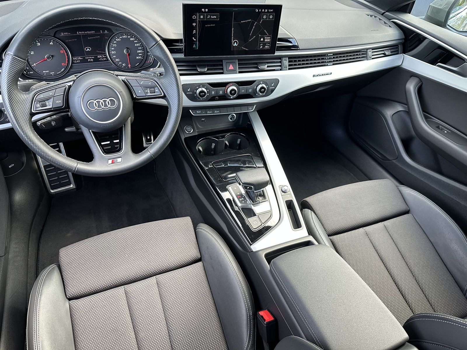 Fahrzeugabbildung Audi A5 SpB 40 TDI Qu S-Line NAV+LED+AHK+20ZO+1HD+SHZ