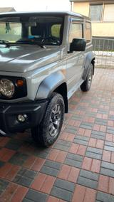Suzuki Jimny 1.5 ALLGRIP Comfort Comfort - graue Suzuki Jimny