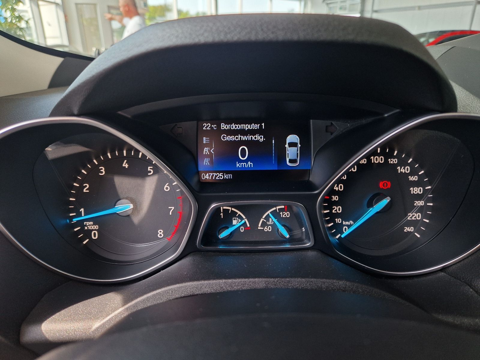 Fahrzeugabbildung Ford Kuga Cool & Connect KLIMA NAV SHZ PDC