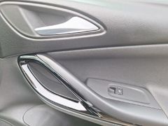 Fahrzeugabbildung Opel Astra K ST Elegance 1.5D Tot-Winkel, Navi, LED