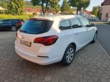 Opel Astra J Sports Tourer Exklusiv Tempomat TÜV Neu - gebrauchte Opel Astra aus dem Jahr 2014