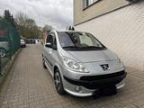 Peugeot 1007 Premiumtüv neu automatik - Peugeot 1007 mit Benzin-Antrieb: Kleinwagen