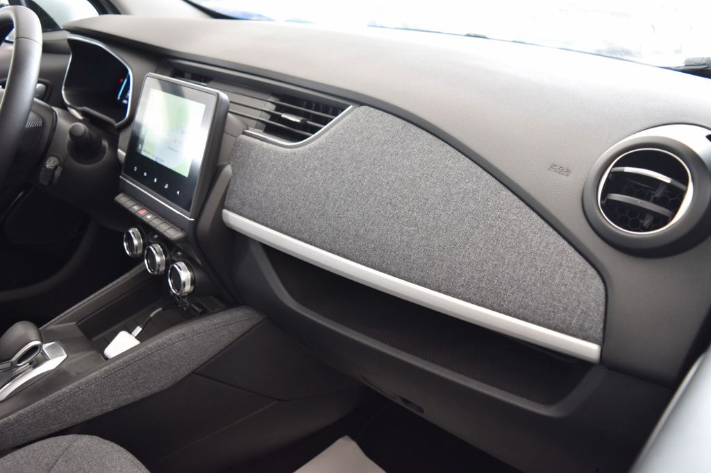 Car Image 29