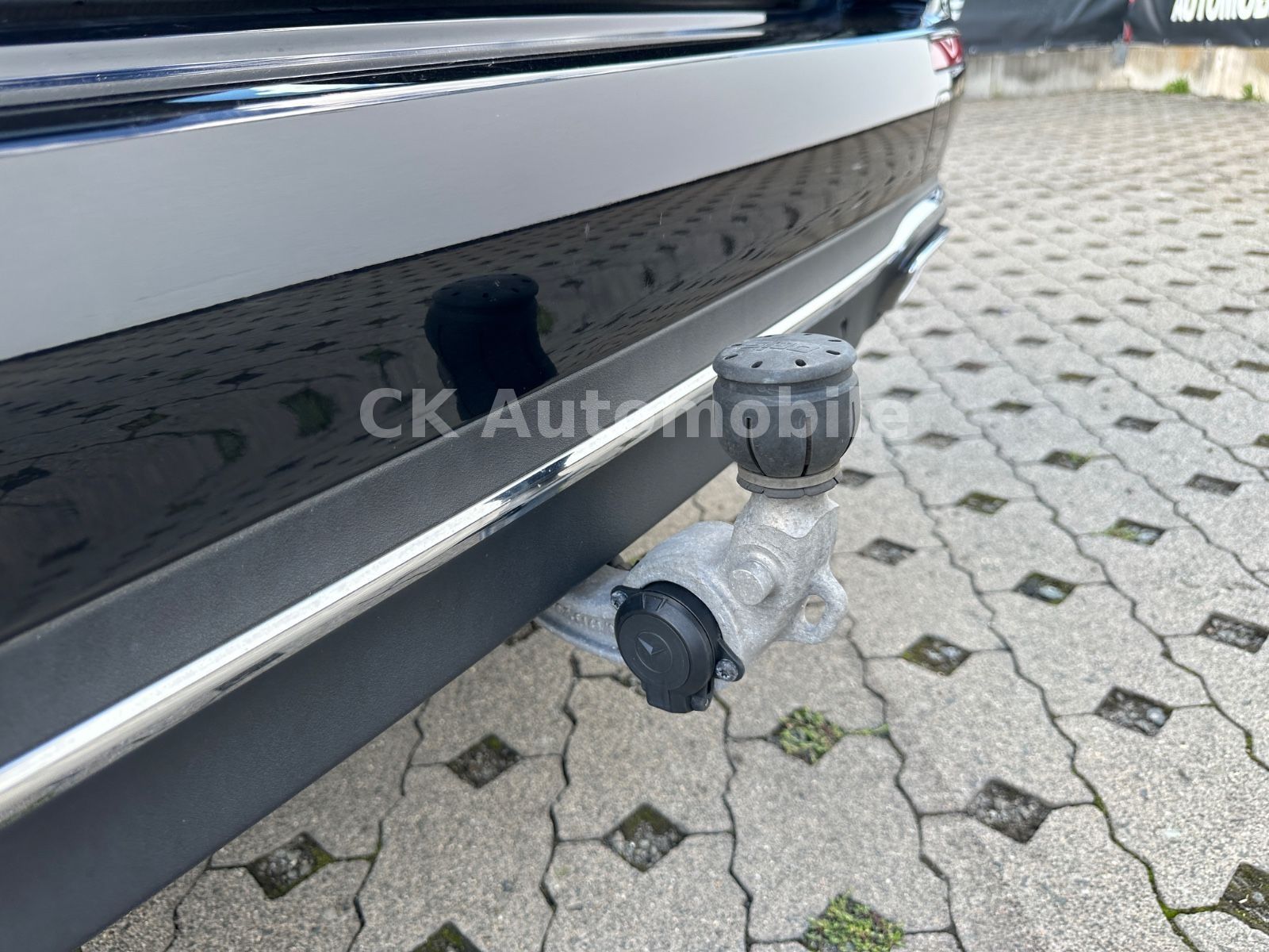 Fahrzeugabbildung Mercedes-Benz E 300de T-Modell Avantgarde/Widescreen/LED/AHK
