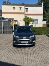 Toyota RAV 4 2,2-l-D-4D 4x4 Executive Automatik Exe... - Toyota RAV 4 in Duisburg