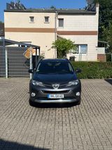Toyota RAV 4 2,2-l-D-4D 4x4 Executive Automatik Exe... - Toyota RAV 4 in Duisburg