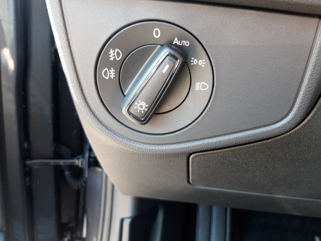 Polo R-Line 1,0 TSI 70 kW DSG  Matrix, Climatron