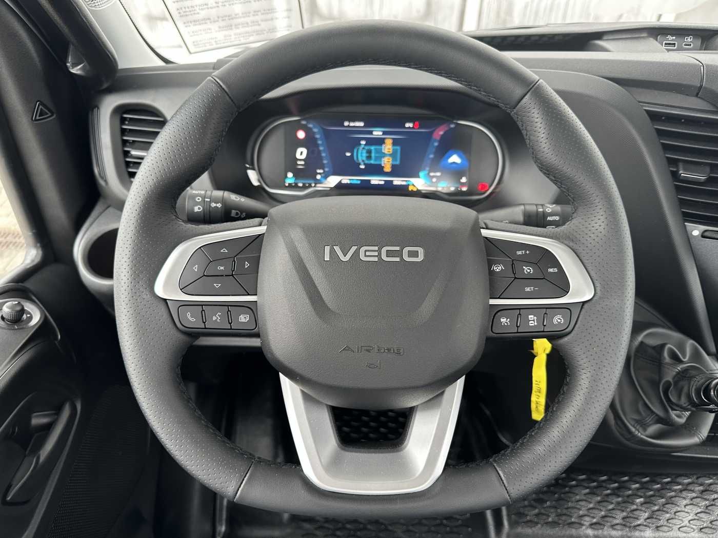 Fahrzeugabbildung Iveco 70C18H 3-S.-Kipper Meiller *R3.450mm*2xAHK*