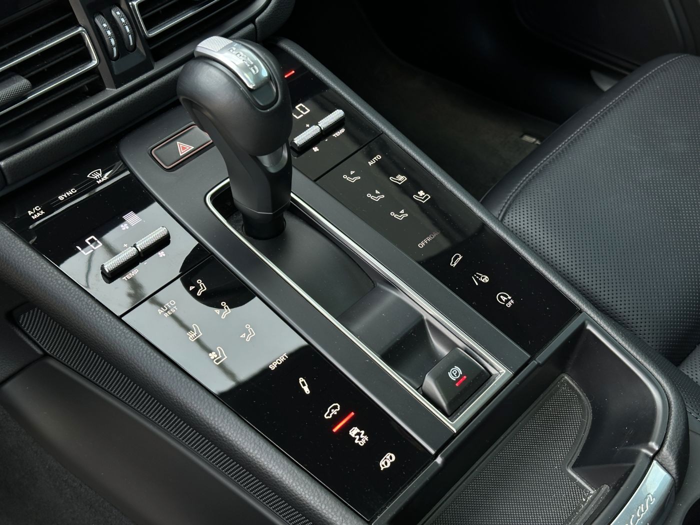 Porsche Macan S PANO PASM Sitzbelüftung foto 11