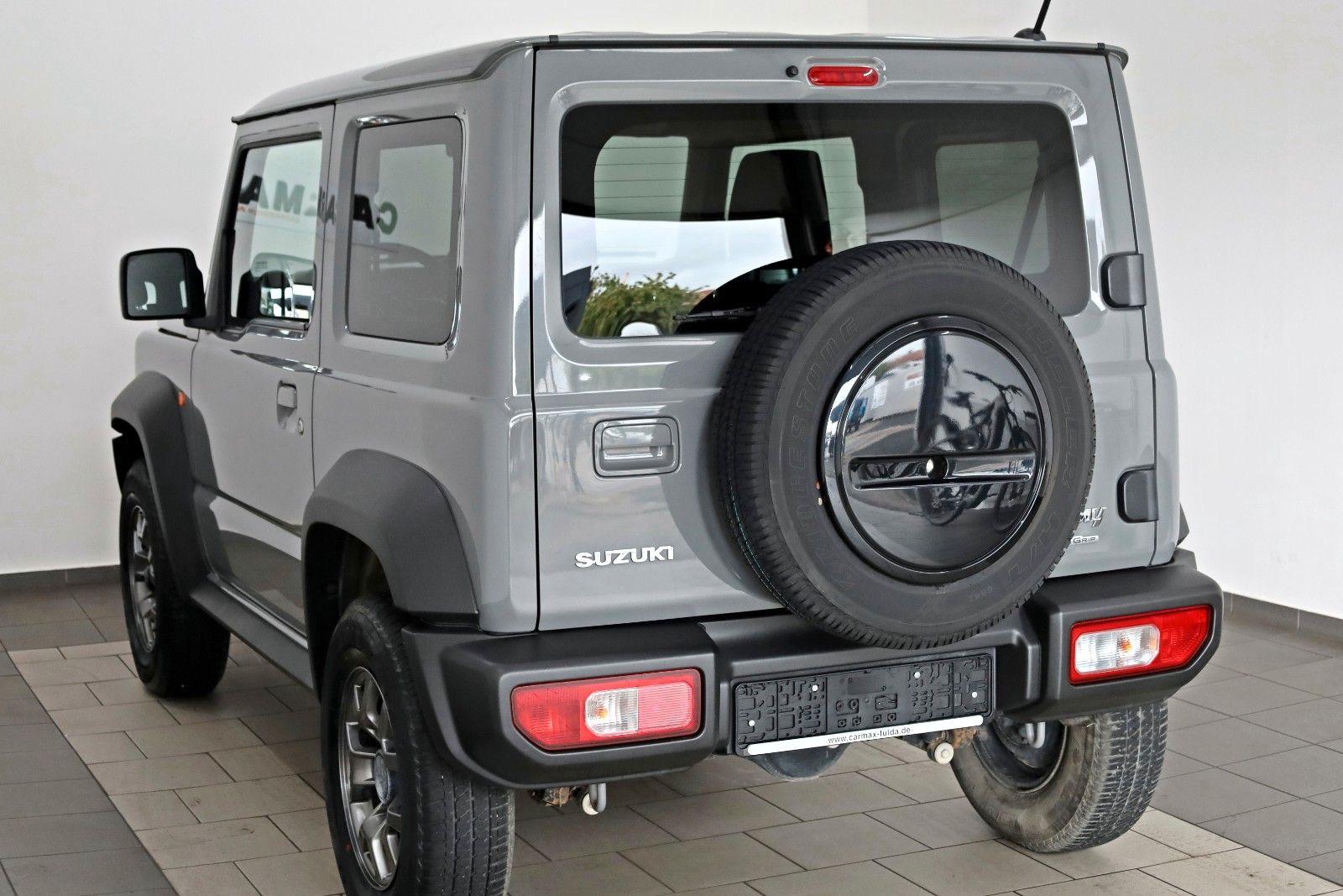 Fahrzeugabbildung Suzuki Jimny Comfort+,AllGrip,4WD,Navi,4 Sitze,AUTOMAT
