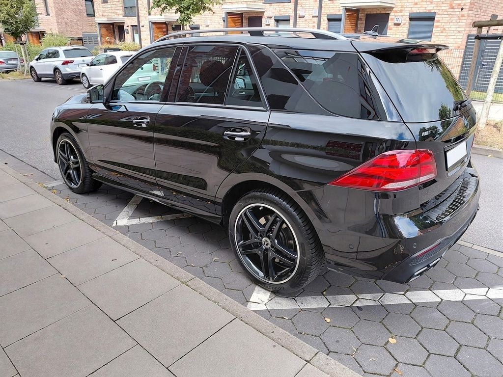Image of Mercedes-Benz GLE 43 AMG