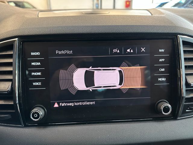 Skoda Karoq Ambition *1.Hand*AHK*PDC*NAVI*