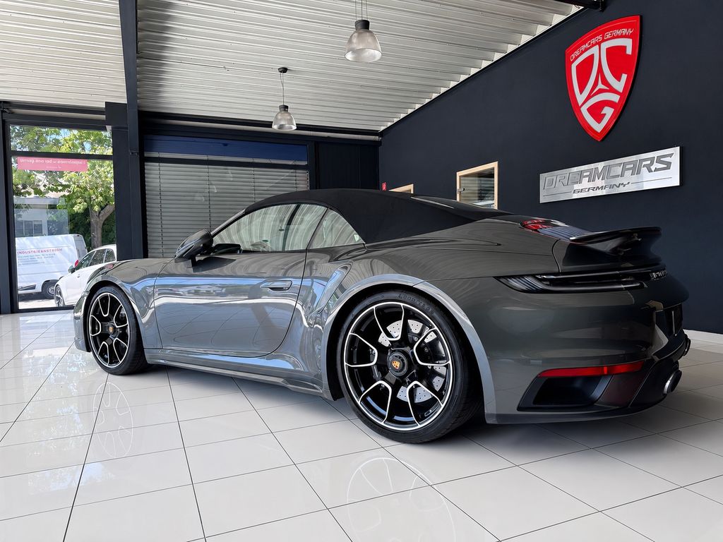 Image of Porsche 992